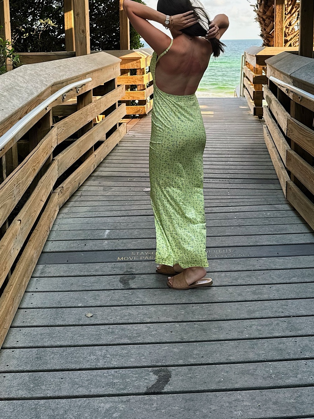 Dress - Picture 3 of 3